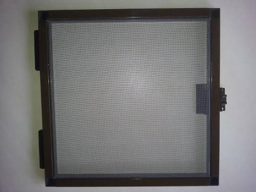 Plasa economica pentru ferestre(maro)